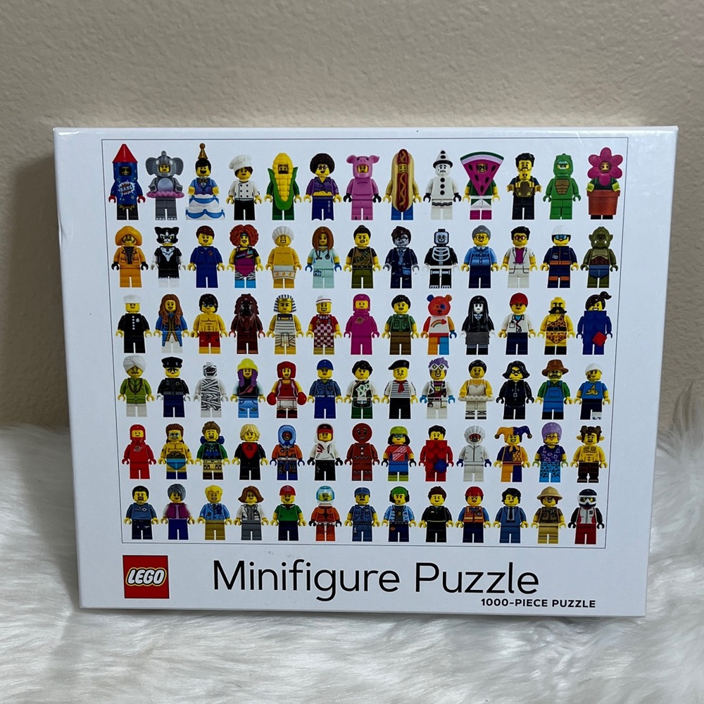LEGO Minifigure 1000 Piece Jigsaw Puzzle